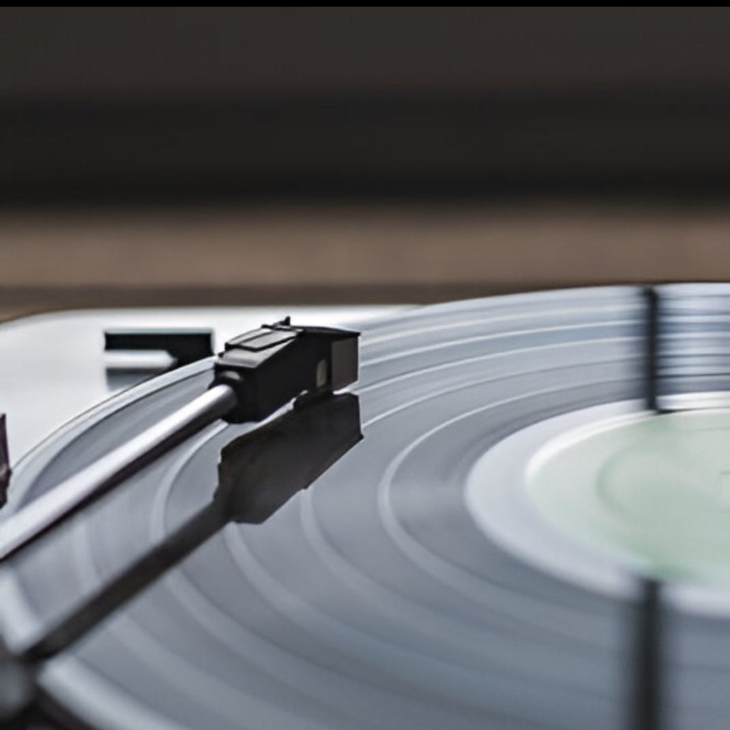 Analog Vs Digital Audio Which One Truly Speaks to Your Soul?!
